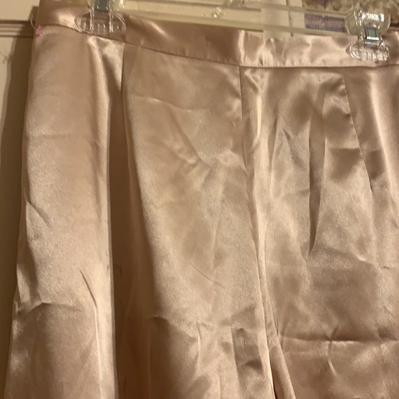 MESHKI ROSE PINK GOLD SATIN SATEEN WIDE LEG PANTS TROUSERS CHAMPAGNE MED BARBIE - Picture 10 of 14